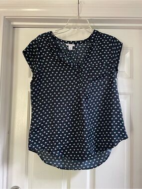 Liz Claiborne Navy Blouse with Turquoise Diamond Print